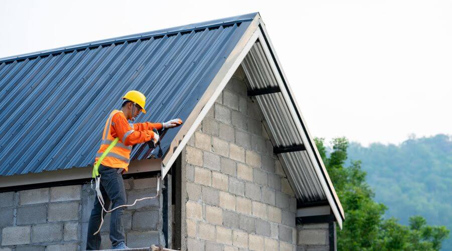 Professional Flat Roofing Installation in Wolverine, MI